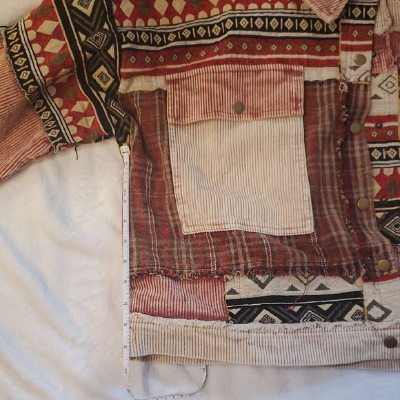 Oli & Hali Multicolor Patchwork Jacket - Picture 4 of 5